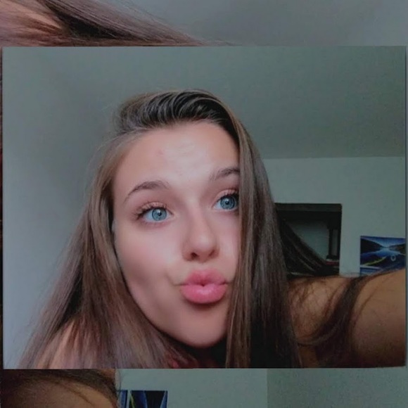 Meet your Posher, Makayla - Picture 1 of 1